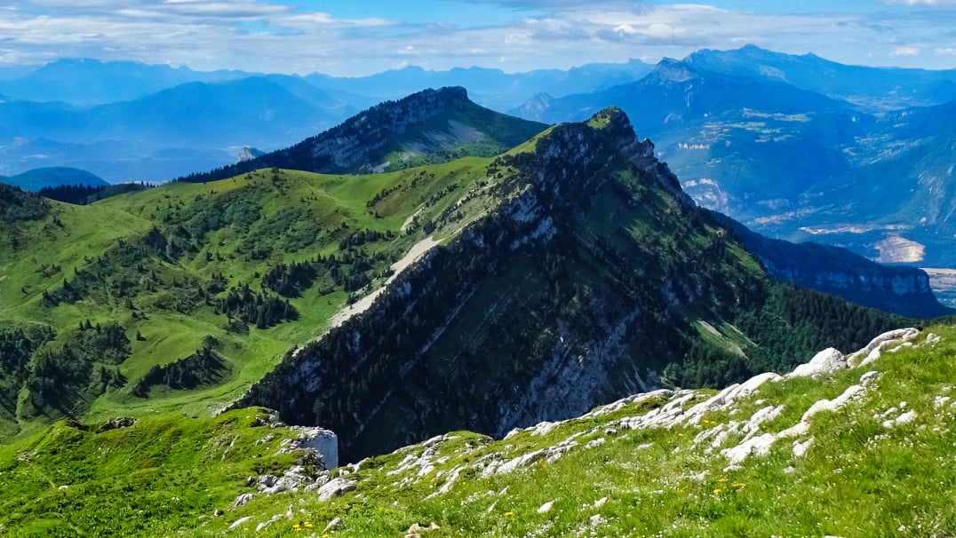 Randonnée massif de la Chartreuse le rocher de Lorzier