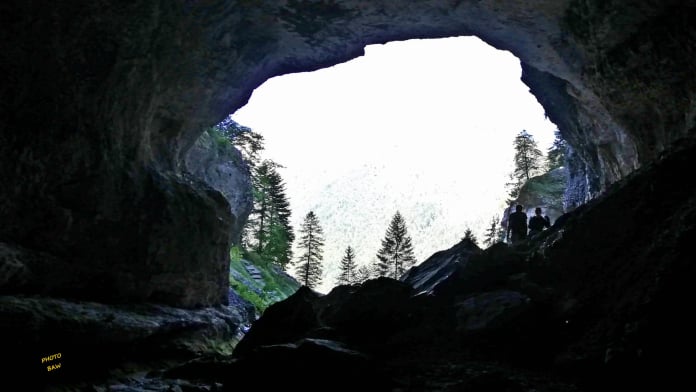 Randonnée massif de la Chartreuse le Cirque de  Saint Même et ses cascades